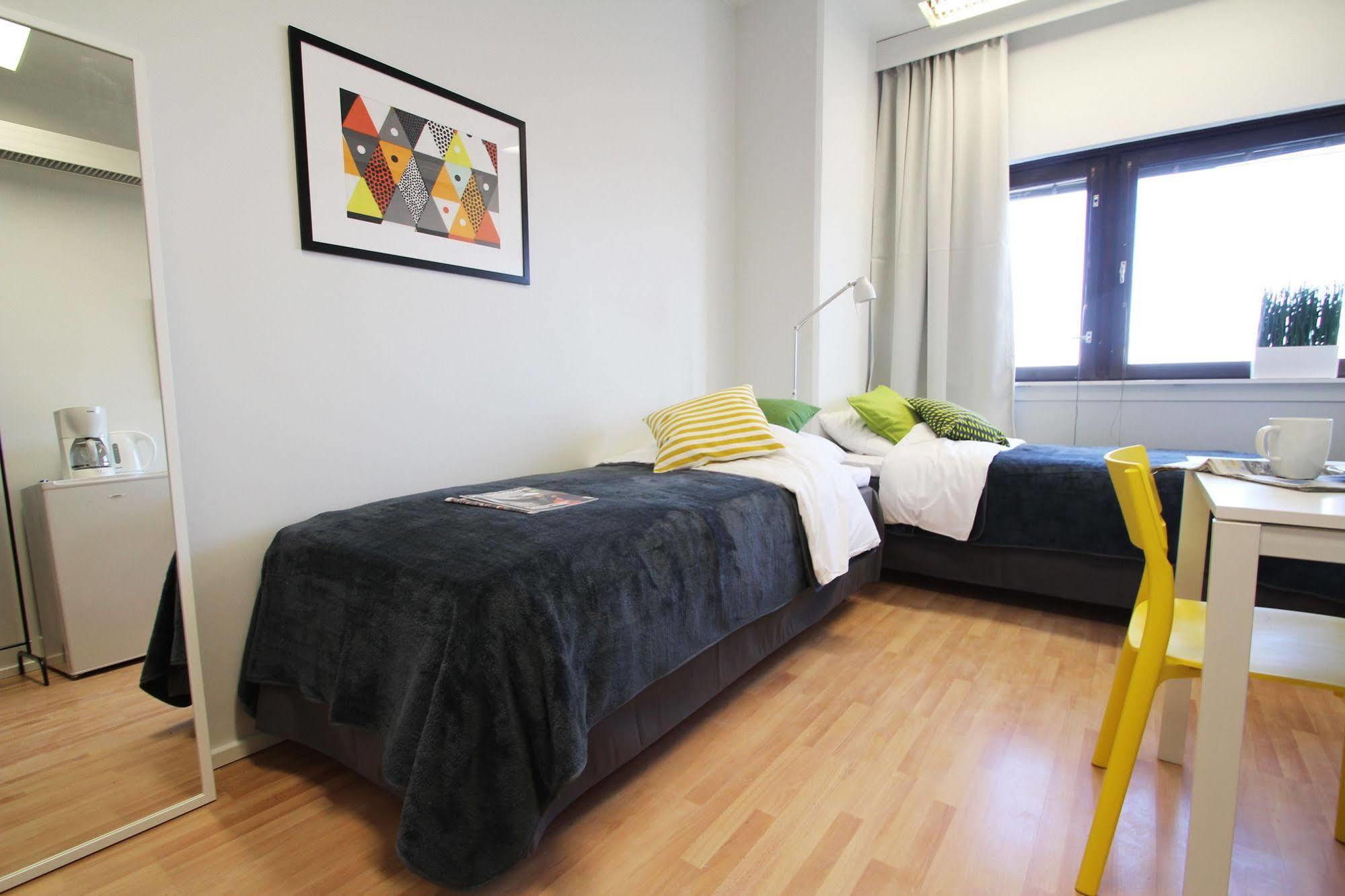 Forenom Hostel Helsinki Merihaka Eksteriør bilde
