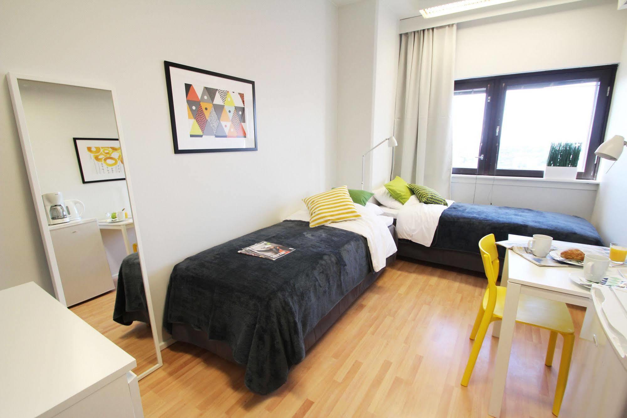 Forenom Hostel Helsinki Merihaka Eksteriør bilde